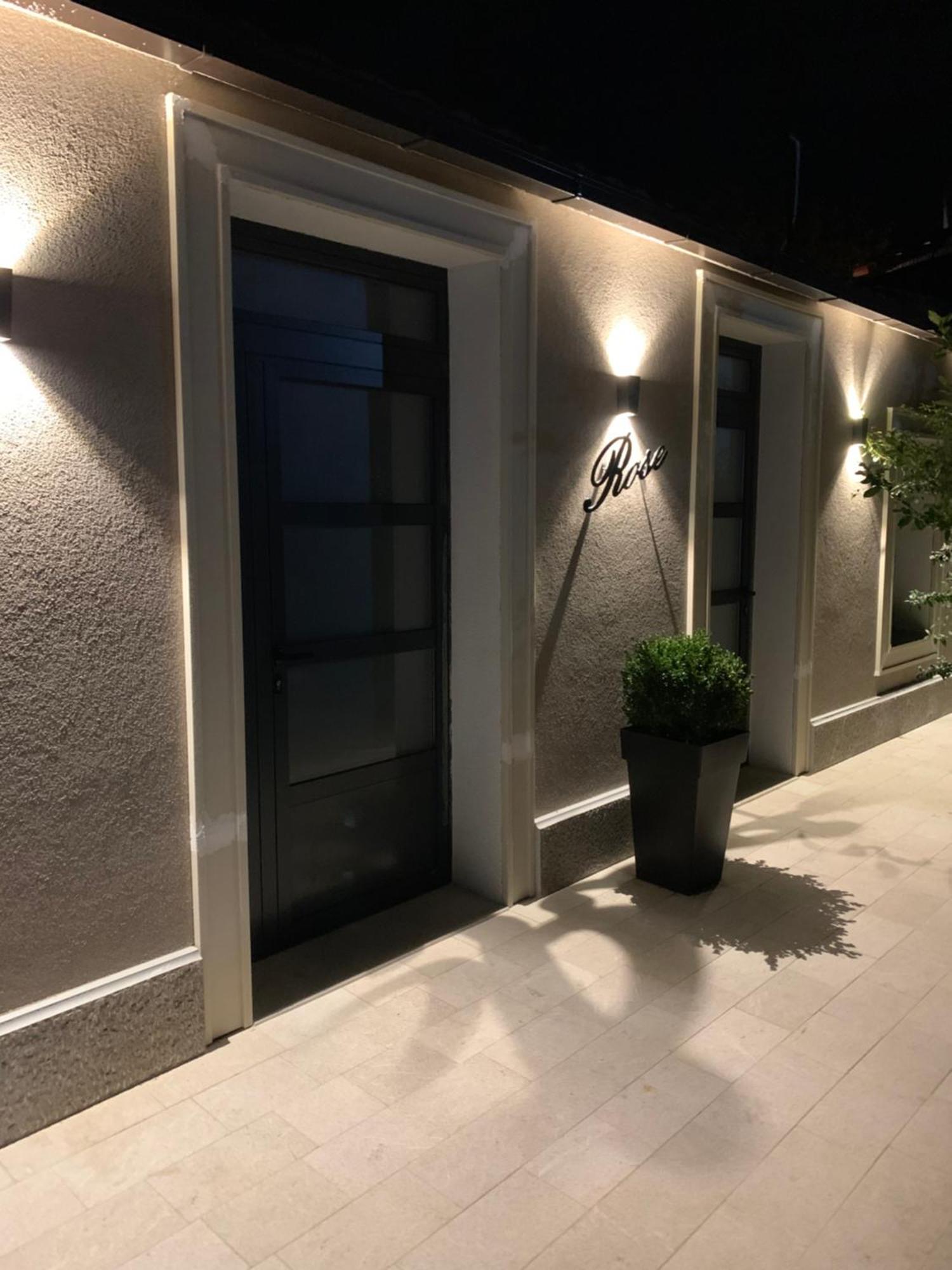 Rose Downtown Апартаменты *
